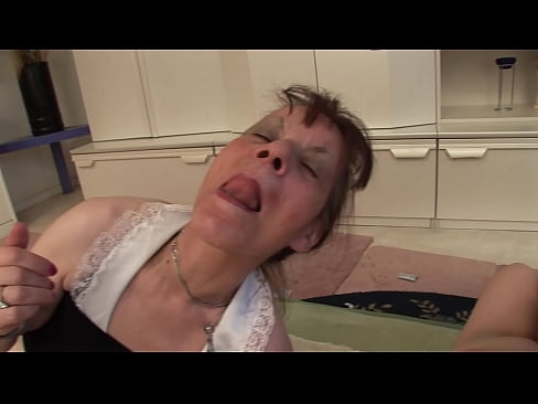 ❤️ Ob tug pog thiab ib tug yawg muaj peb tug ☑  Russian porn  ntawm peb  ib