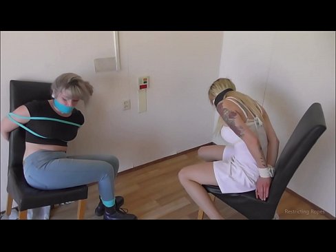 ❤️ Kev quav yeeb quav tshuaj / khi thiab gagged / damsel nyob rau hauv kev nyuaj siab ☑  Russian porn  ntawm peb  ib